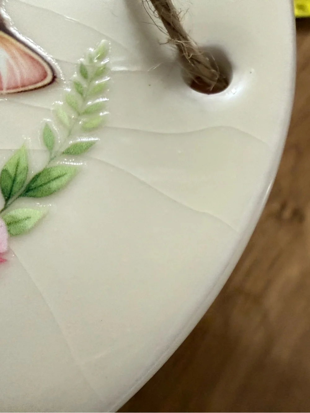 Cream Cat Wall Plaque with Floral Design - Pets Cat Decor